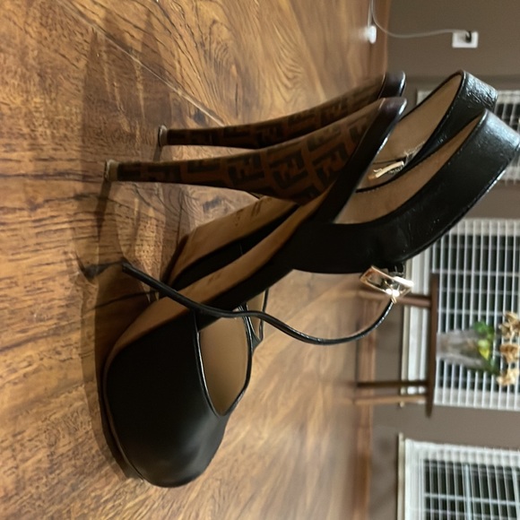 Fendi Zucca heels platforms shoes - Picture 6 of 17